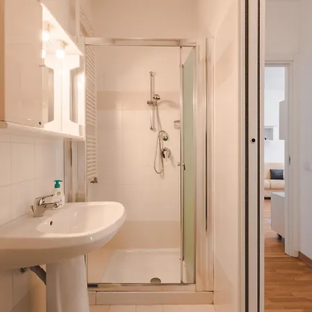 A Casa Della Ely-2 Bedrooms And 2 Bathrooms דירה