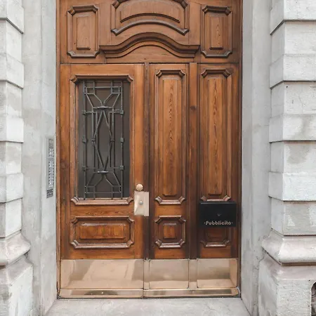 A Casa Della Ely-2 Bedrooms And 2 Bathrooms 的里雅斯特